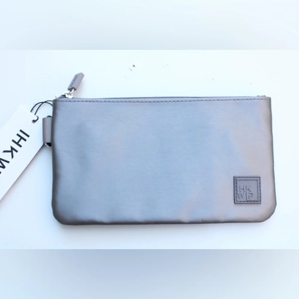 NWT IHKWIP clutch